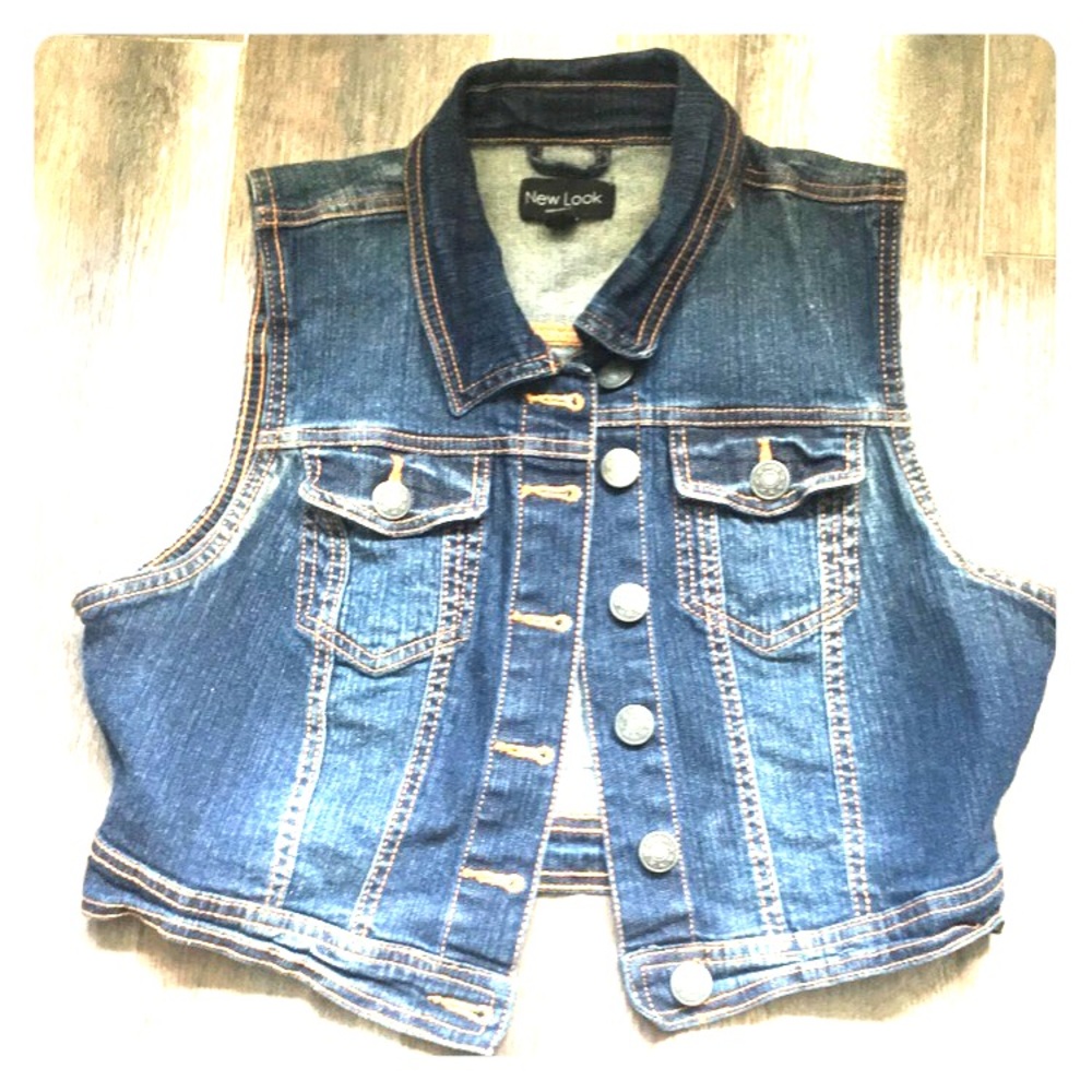 No sleeve blue jean jacket
